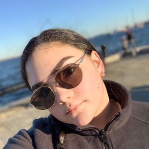 Meet your Posher, Diana